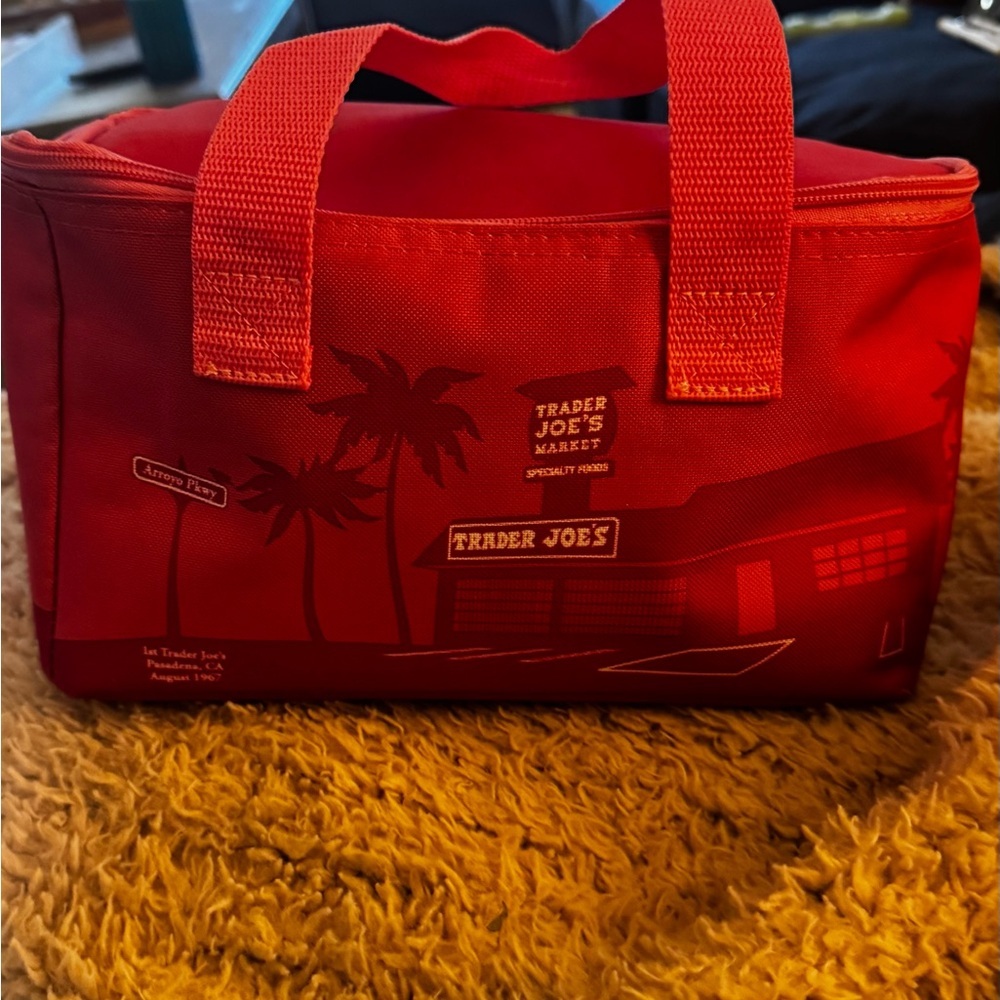 Trader Joe's Pink Mini Insulated Tote Bag - Picture 7 of 8